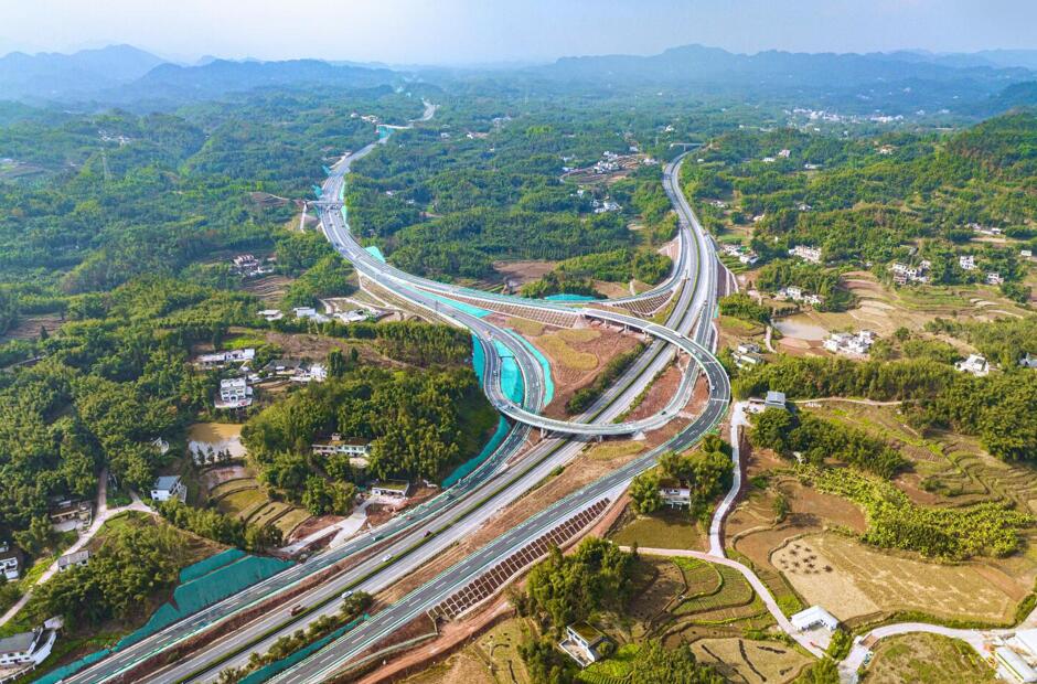 濟通公司承攬監(jiān)理抽檢的宜威高速珙縣互通至竹海樞紐互通段順利通車